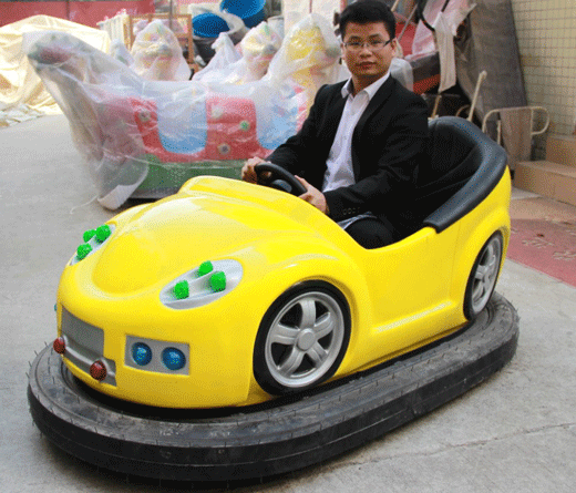 Battery electric bumper car for amusement park